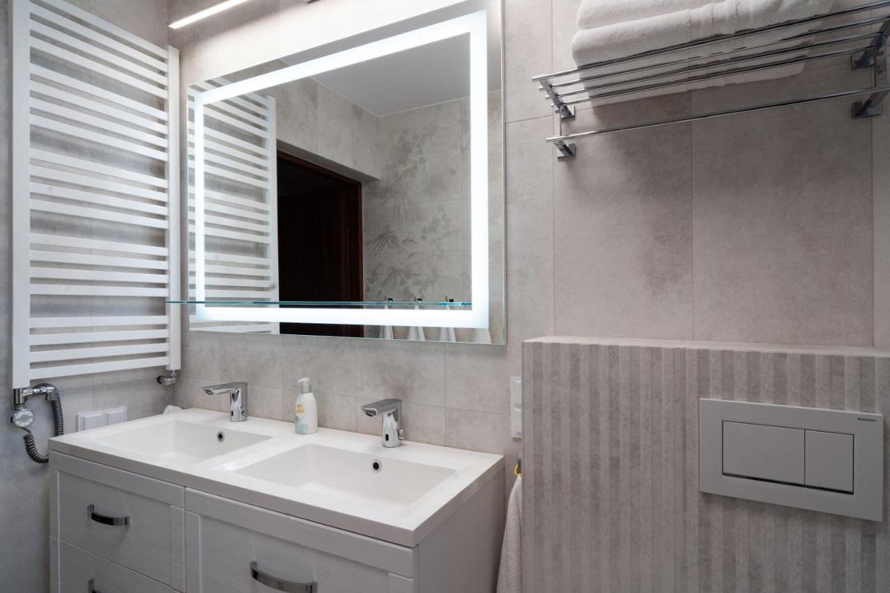 Apartament Zielony Przyladek Brwinow Kültér fotó